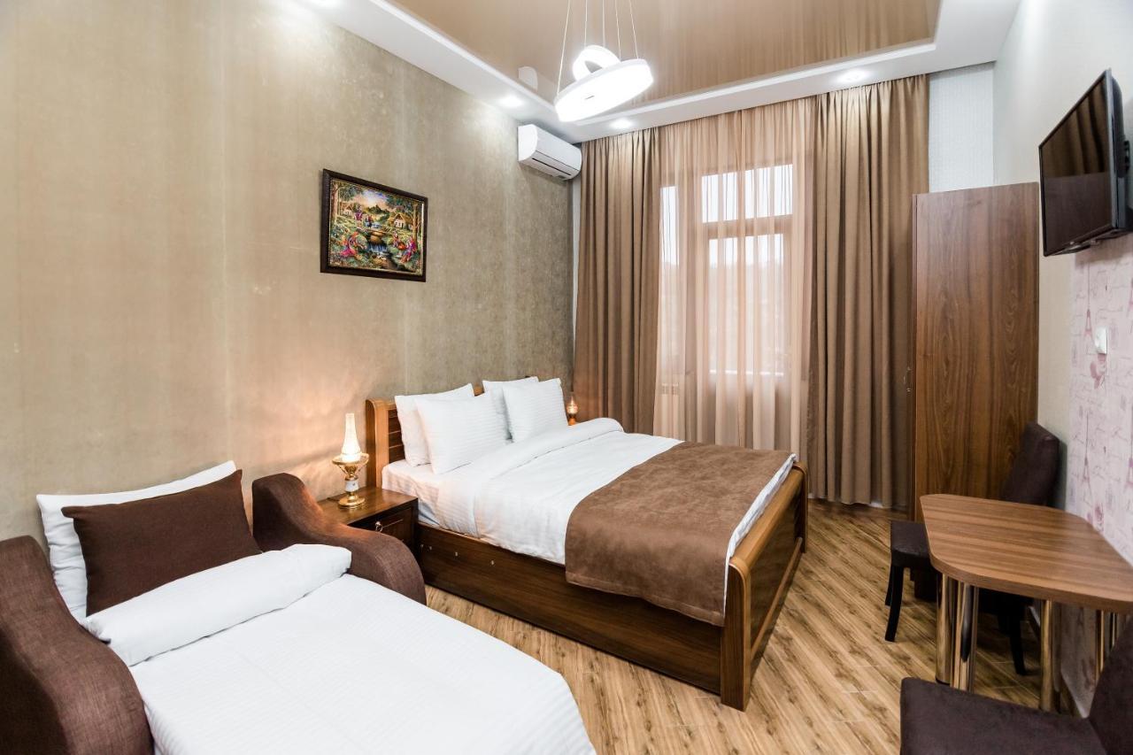 George Hotel Тбілісі Екстер'єр фото