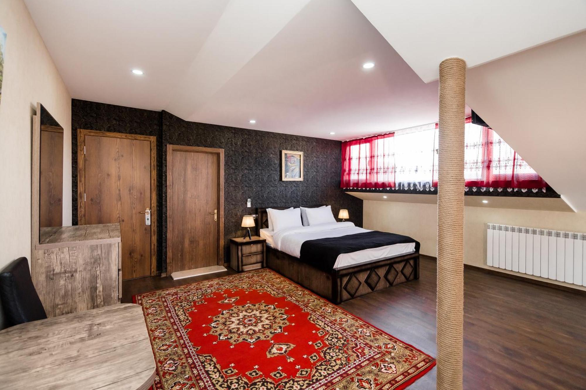 George Hotel Тбілісі Екстер'єр фото